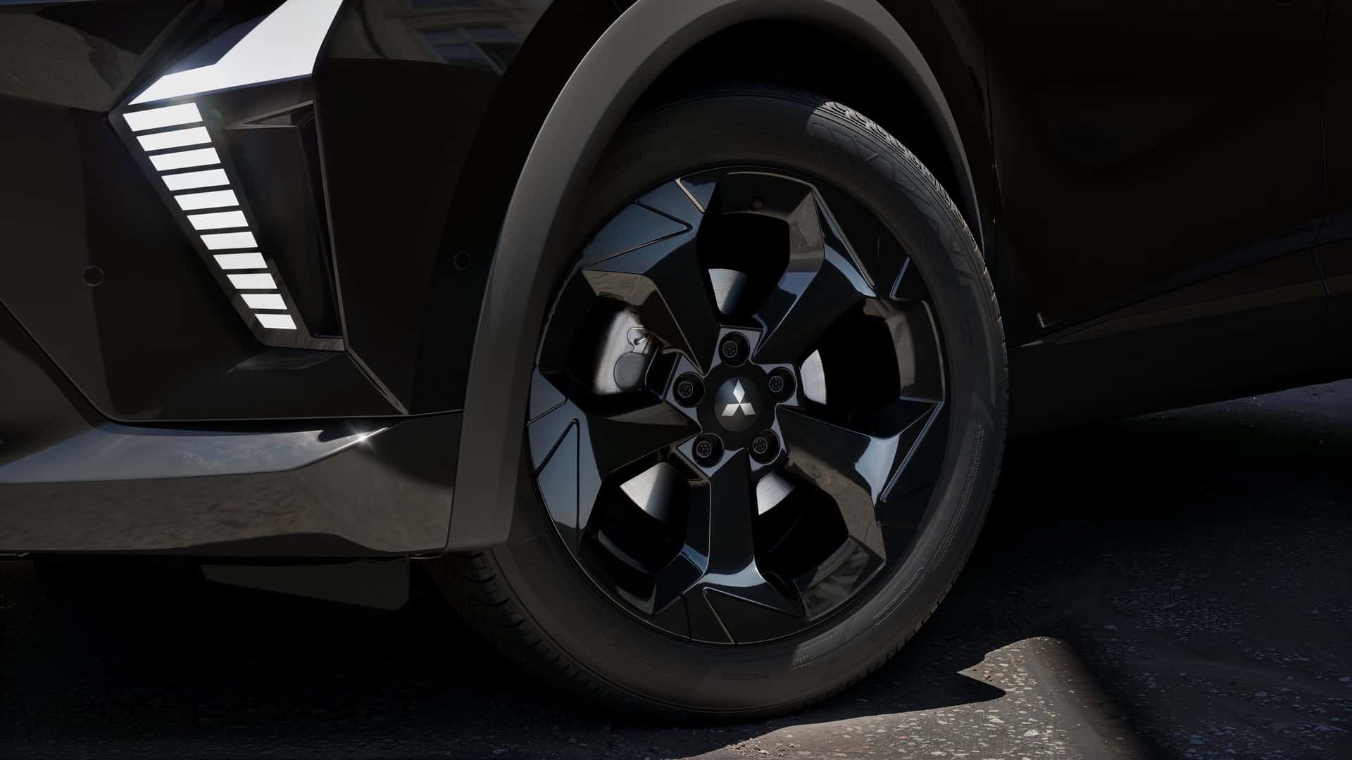 Mitsubishi ASX 2026 Black Edition vista anteriore