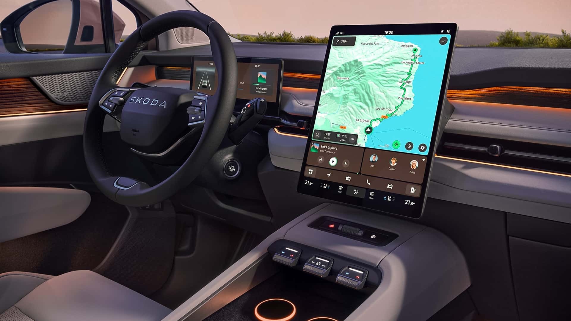 Škoda Peaq interni con display verticale da 13,6 pollici