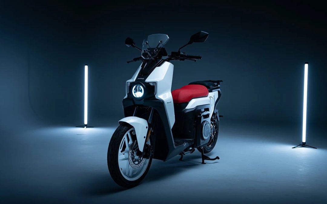 Silence S02: 138 km e batteria estraibile | BGF Auto